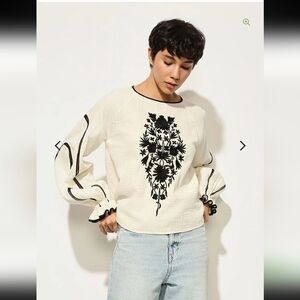 Only Embroidered Reglan Sleeves White Muslin Top Sz M Sample Cut Tags